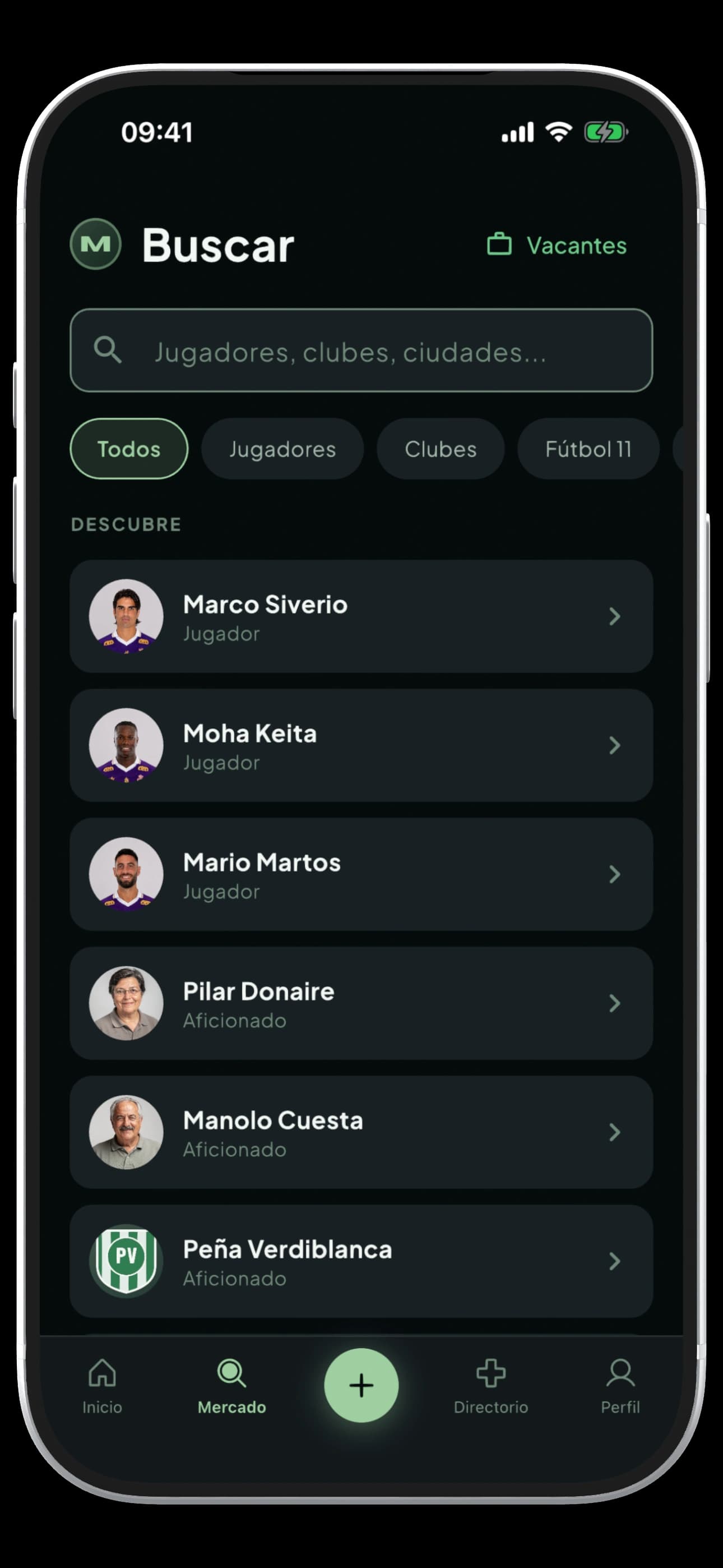 Búsqueda: Explora perfiles de jugadores, clubes y comunidad.
